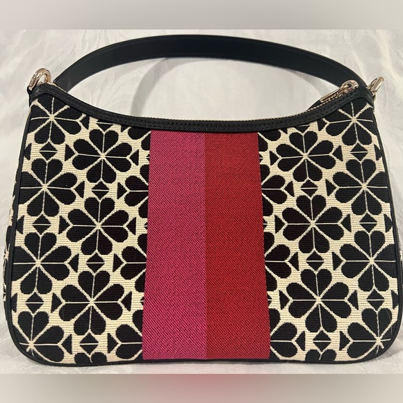 Kate Spade meets Disney’s Mickey & Minnie Mouse on this adorable little bag. - Picture 5 of 12